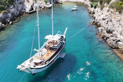 Alquiler Goleta Custom made 100ft Performance Sailing Yacht Split