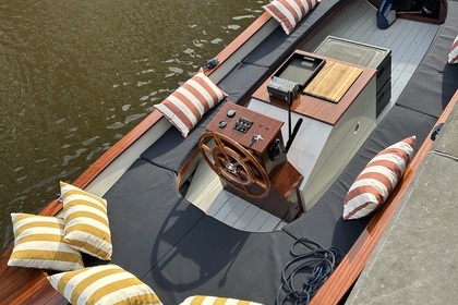 Charter Motorboat Amsterdam Sloep Tender Local experience Amsterdam
