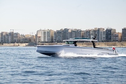 Charter Motor yacht Axopar 45 Cross Top Saint Julian's