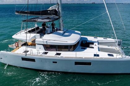 Hire Catamaran Lagoon Lagoon 52f Athens