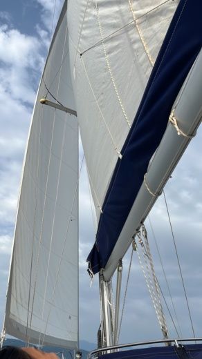 La Spezia Sailboat Beneteau Beneteau oceanis 40 alt tag text