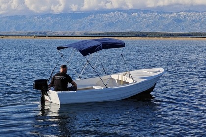Rental Motorboat Vega 450 Nin