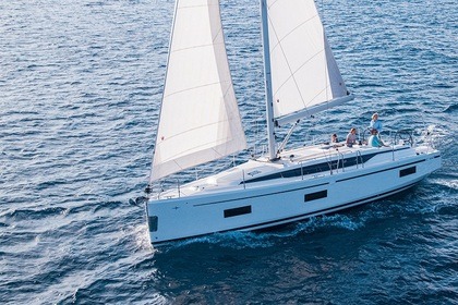 Rental Sailboat Bavaria C42 Skopelos