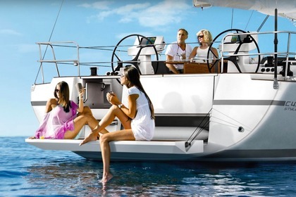 Aluguel Veleiro Bavaria C45 Cascais