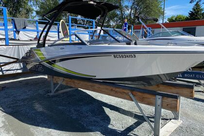 Location Bateau à moteur Glastron GTS185 Kelowna