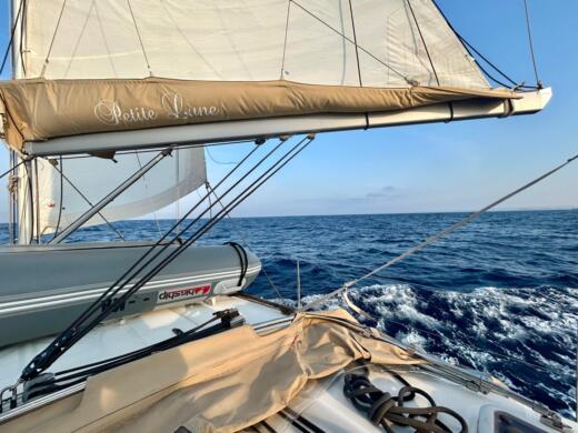 Marsella Sailboat DUFOUR 375 Grand large alt tag text