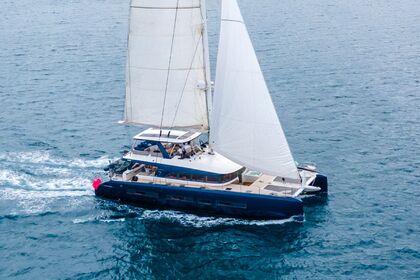 Charter Catamaran Lagoon Lagoon Seventy 7 Mahé