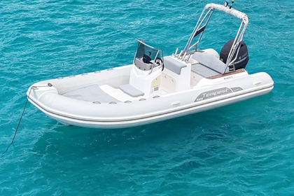 Hire RIB Capelli Tempest 626 Limited Saint-Florent