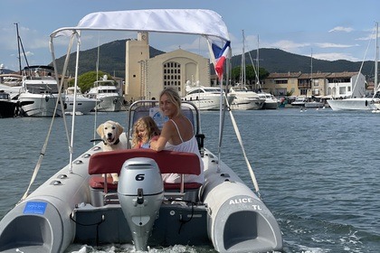 Hire Boat without licence  Grand Largue Silver Grimaud