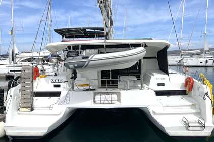 Hire Catamaran Lagoon Lagoon 42 Laurium