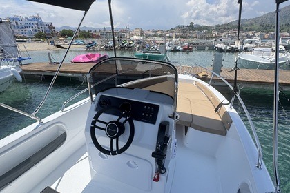 Noleggio Barca senza patente  Aquabat Sport Line 19 Taormina