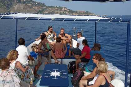 Charter Motorboat Liver Lancia 8.50 Taormina