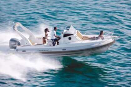 Hire Motorboat Capelli Capelli Tempest 770 Marseille