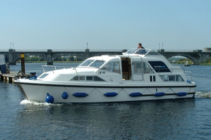 Rental Houseboats Classic Kilkenny Class Banagher