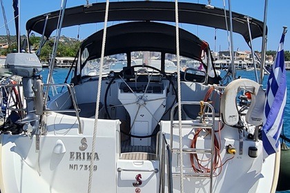 Hire Sailboat Beneteau Oceanis 411 Volos