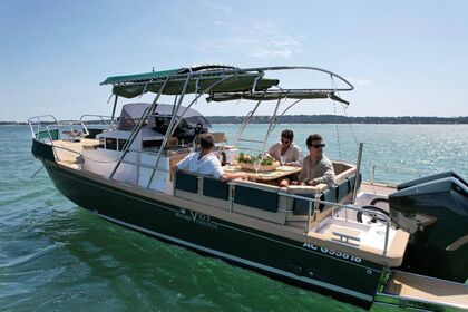 Charter Motorboat Beacher V10.2 Grand Piquey