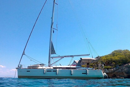 Hire Sailboat JEANNEAU SUN ODYSSEY 439 Athens