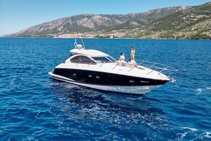 Rental Motor yacht Sunseeker Portofino 47 Mandelieu-La Napoule