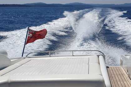 Verhuur Motorboot Sunseeker Superhawk 48', Saint Tropez, 15 mètres Saint-Tropez