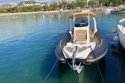 Location Bateau à moteur Nuova Jolly Prince 27 Cannes