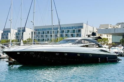 Rental Motorboat Sunseeker 68 Predator Vilamoura