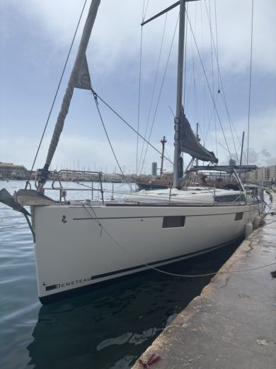 Sliema Sailboat Beneteau Oceanis 48 alt tag text