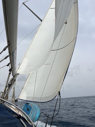 Maó Sailboat BAVARIA Cruiser 42 alt tag text