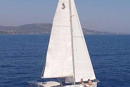 Charter Sailboat BENETEAU Oceanis 34 Élégance 3 cabines Toulon