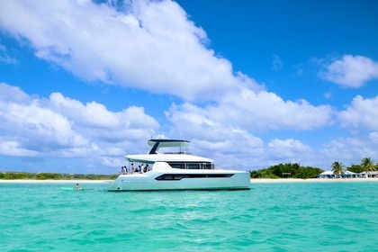 Hire Motorboat Robertson & Caine Leopard 53 PC Saint Barthélemy