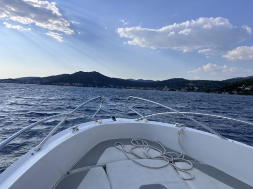 Trogir Motorboat Quicksilver 605 Activ Open alt tag text