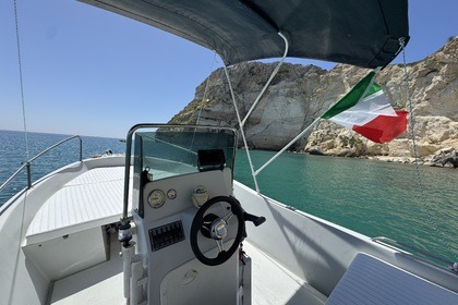 Miete Boot ohne Führerschein  Evinrude E40DPL Cagliari