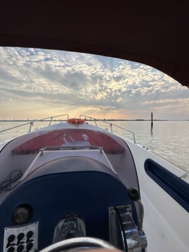 Veneza Without license Consorzio Cantieristica Minore Veneziana Gozzo alt tag text