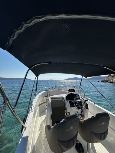 Motorboat Atlantic Open 625 Boot Grundriss