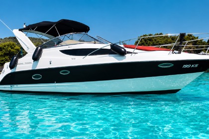 Rental Motorboat Bayliner 285 Cannes