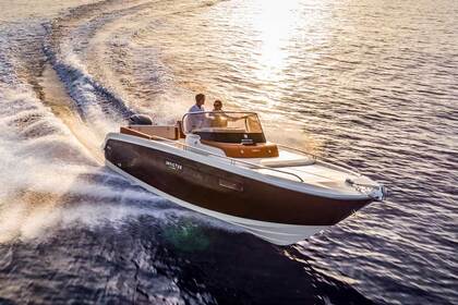 Location Bateau à moteur Invictus 250 cx Begur