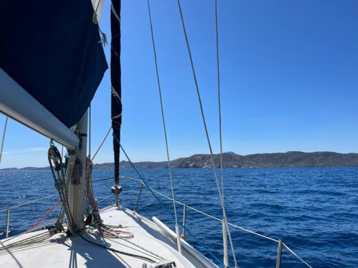 Canet-en-Roussillon Sailboat JEANNEAU POKER DINETTE alt tag text