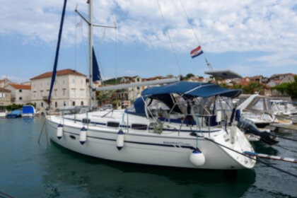 Rental Sailboat Bavaria Yachtbau Bavaria 37 Cruiser Trogir