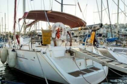 Hire Sailboat Beneteau Oceanis 423 Clipper Athens