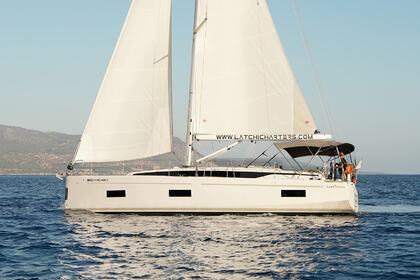 Rental Sailboat Bavaria Bavaria Vision 42 Latsi