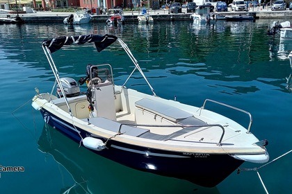 Charter Boat without licence  Yacthing Golden 4.85 Corfu