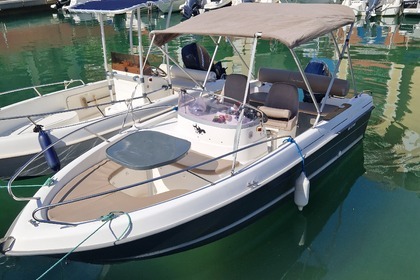 Miete Motorboot B2 Marine Cap Ferret 522 Open Fréjus