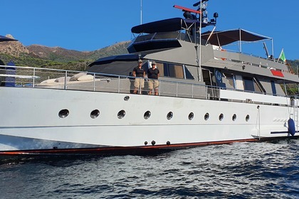 Miete Motoryacht Versilcraft Ultraphanton Elba