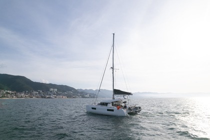 Hire Catamaran Lagoon Lagoon 40 Puerto Vallarta