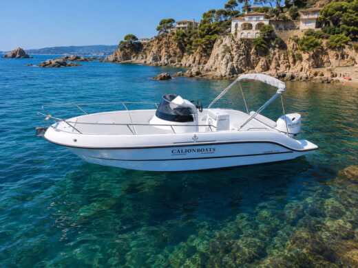 Motorboat Calion 720 Boot Grundriss