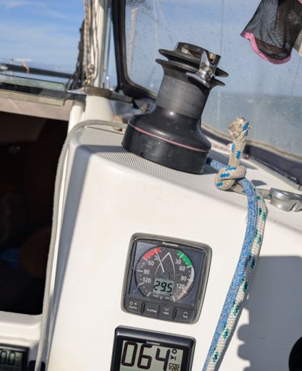 Fouras Sailboat JEANNEAU Sun odyssey 29.2 DL alt tag text