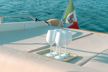 Location Bateau à moteur Cranchi Endurance 31 Alassio