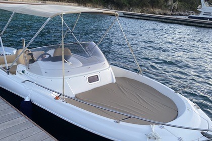 Rental Motorboat Jeanneau Cap Camarat 6.5 WA Cannes