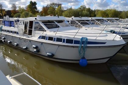 Rental Houseboats Classic Tarpon 42 Agde