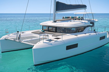 Rental Catamaran Lagoon 43 Raiatea