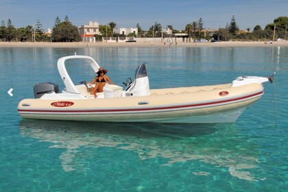 Location Semi-rigide Kleos Nesis Castellammare del Golfo